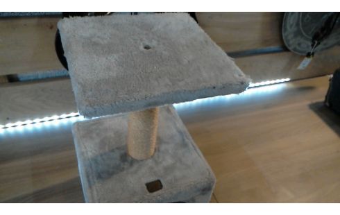 Achat Arbre A Chat Mm Occasion Romans Sur Isere Troc Com