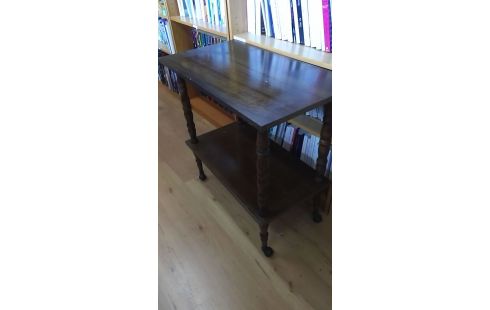 DESSERTE A ROULETTES