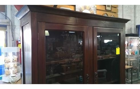 BIBLIOTHEQUE 4 PORTES