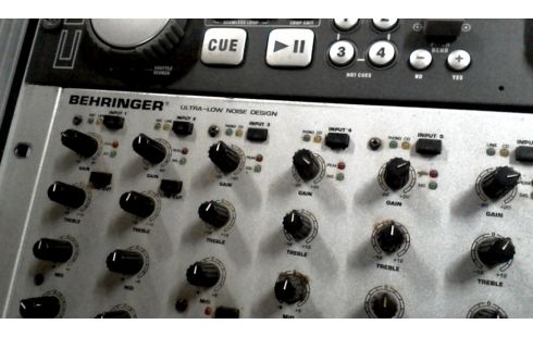 MISCHPULT BEHRINGER, , MIXER