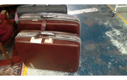 MALETA BORDAS AÑADA