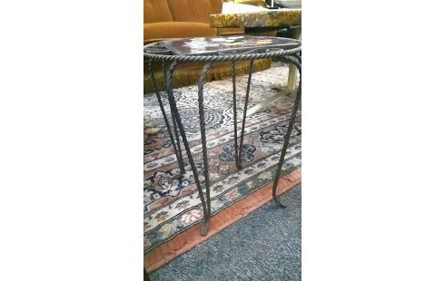 PFLANZENSTÄNDER VALLAURIS