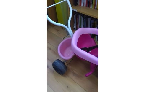TRICYCLE ENFANT ROSE