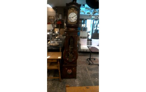 STAANDE KLOK GEVERFD