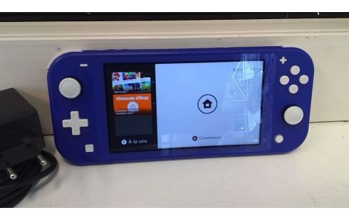 Nintendo Console Switch Lite Bleu : : Jeux vidéo