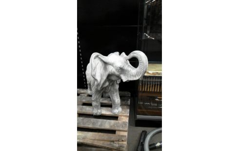 ELEFANTE CEMENTO