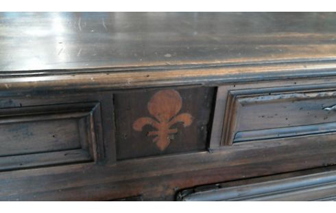 BUFFET STIL LUDWIG XIII NUSSBAUM