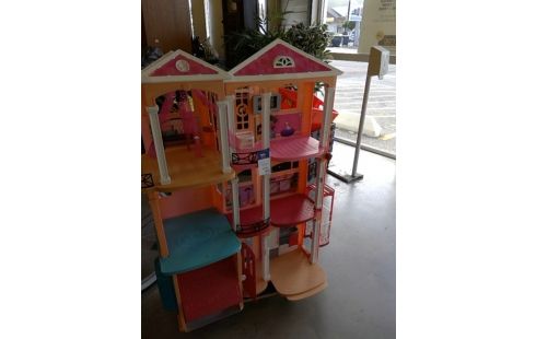 MAISON DE POUPEE BARBIE+ ACCESSOIRES