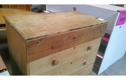 KOMMODE 3 SCHUBLADEN IM DERZEITIGEN ZUSTAND