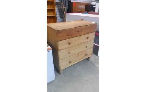 KOMMODE 3 SCHUBLADEN IM DERZEITIGEN ZUSTAND