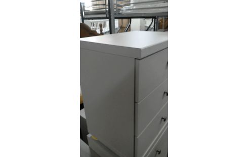 HOOFDEINDE NACHTKASTJE