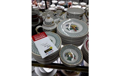 SERVICE VAISSELLE VILLEROY ET BOSCH "BASKET" .