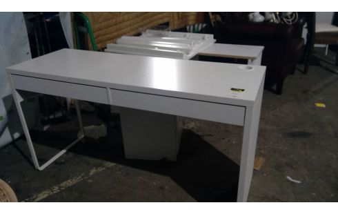 BUREAU IKEA BLANC
