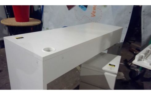 BUREAU IKEA BLANC