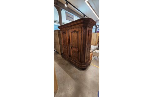 GARDE ROBES ALLEMANDE  18 EME