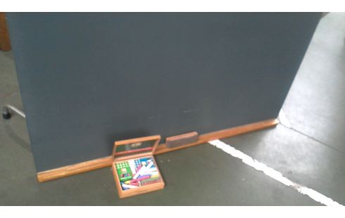 GEREEDSCHAP SCHOOLBORD KRIJTBORD VINTAGE ACCESSOIRES