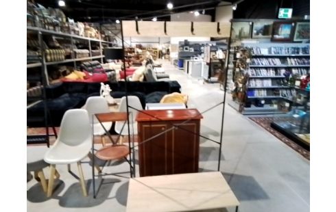 MEUBLE D’ENTRÉE INDUSTRIEL