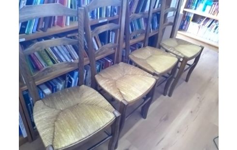 LOT DE 4 CHAISES PAILLEES