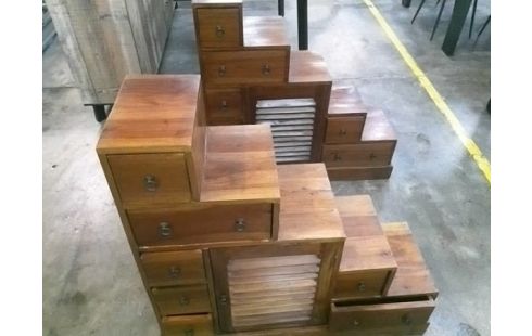 MEUBLE ESCALIER BOIS EXOTIQUE