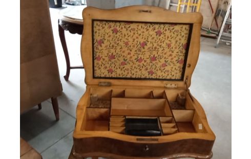 TABLE COUSETTE ACAJOU