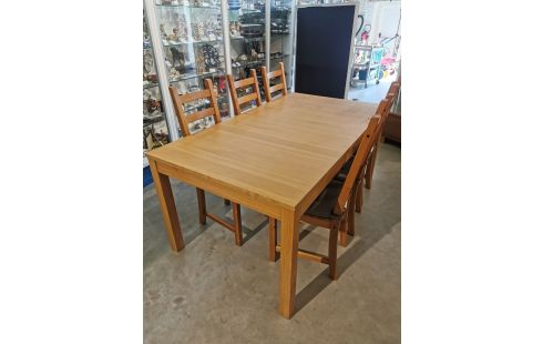TABLE DE SALLE A MANGER IKÉA PLACAGE CHÊNE + 2 ALLONGES