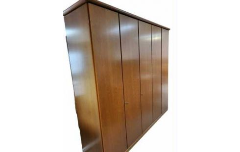 KLEERKAST KERSELAAR 5 DEUREN HULSTA