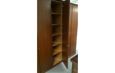 KLEERKAST KERSELAAR 5 DEUREN HULSTA