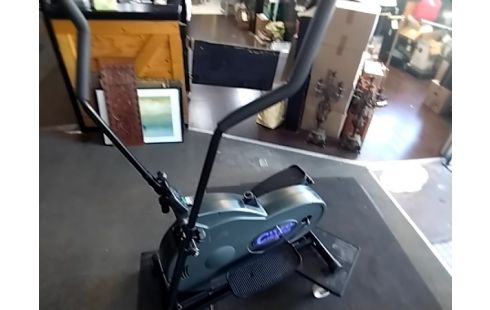 VELO ELLIPTIQUE CYCLO TRAINER