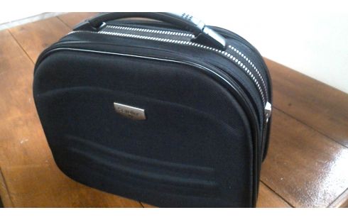 TASCHE SCHWARZ STOFF