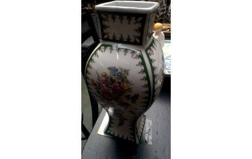 JARRÓN BLANCA VERDE FLOR