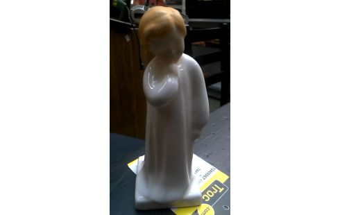 ESTATUÍLLA CHICO ROYAL