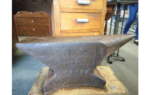 ENCLUME HULOT HARMEL N°4879
