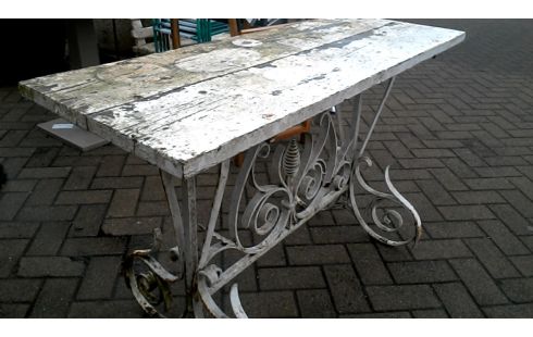 GARTENTISCH MET WEISS SCHMIEDEEISEN, , HOLZ