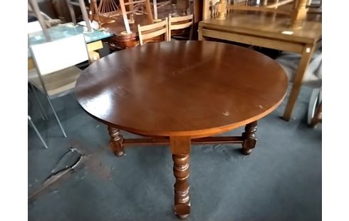 TABLE RONDE 1 A LLONGE