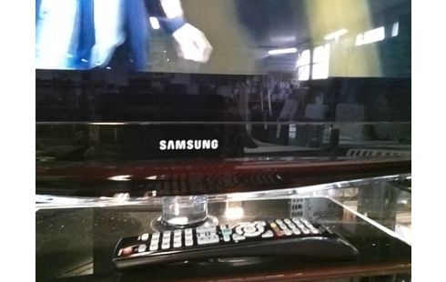 TELEVISEUR SAMSUNG 102CM TNT HD