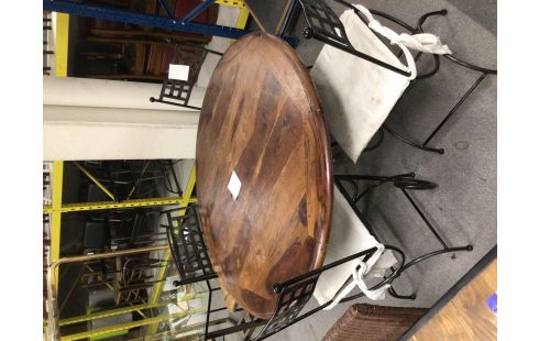 TABLE RONDE PIED FER FORGÉ