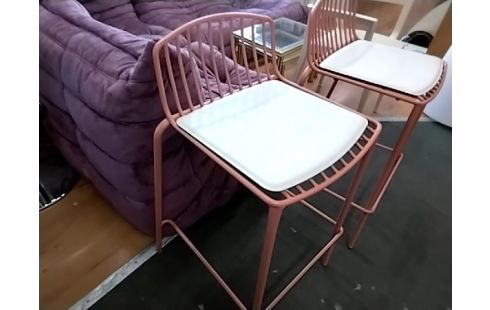 TABOURET DE BAR ROSE METAL