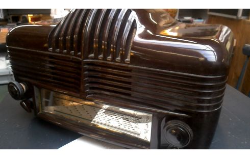 POSTE RADIO BAKELITE STYLE