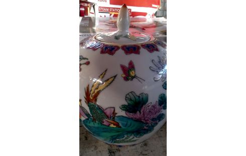 JARRÓN CON TAPA ORIENTAL