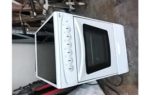 CUISINIERE VITROCERAMIQUE FAR ACCRSV