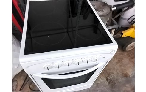 CUISINIERE VITROCERAMIQUE FAR ACCRSV