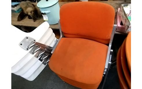 CHAISE ORANGE VINTAGE LOT DE 2 + TABLETTE
