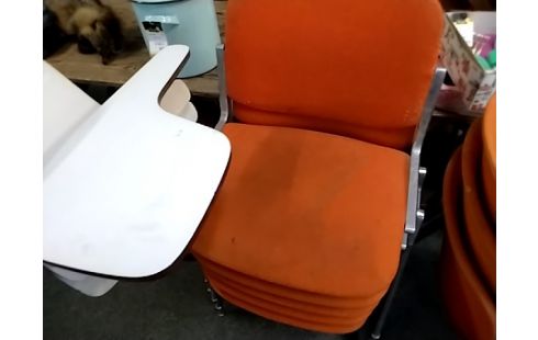 CHAISE ORANGE VINTAGE LOT DE 2 + TABLETTE