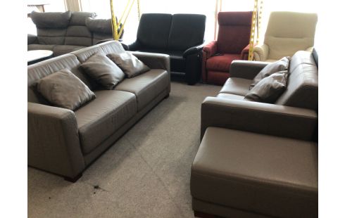 SALON HECTOR 3+2+POUF TAUPE EN ETAT .