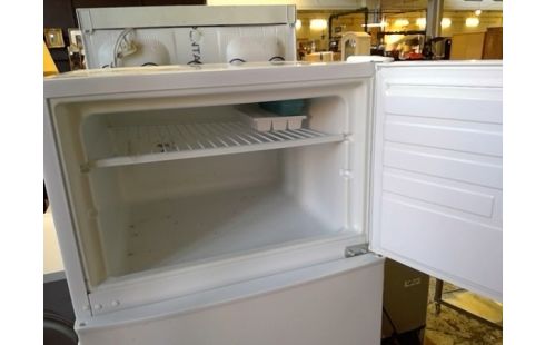 FRIGO CONGELATEUR GORENJE  TAILLE MEDIUM°