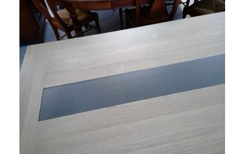 SALLE A MANGER CLAIRE MODERNE