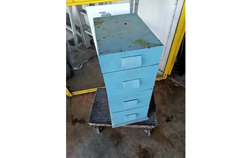 MEUBLE DE RANGEMENT MÉTAL