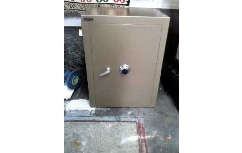 TRESOR <MELSMETALL> DREHSCHEIBE &HEBEL