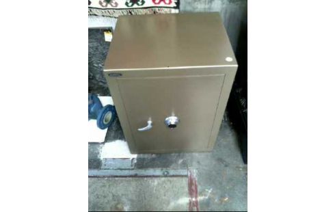 TRESOR <MELSMETALL> DREHSCHEIBE &HEBEL