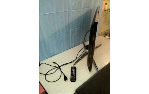 FERNSEHER SAMSUNG UE32F6470SSXZG